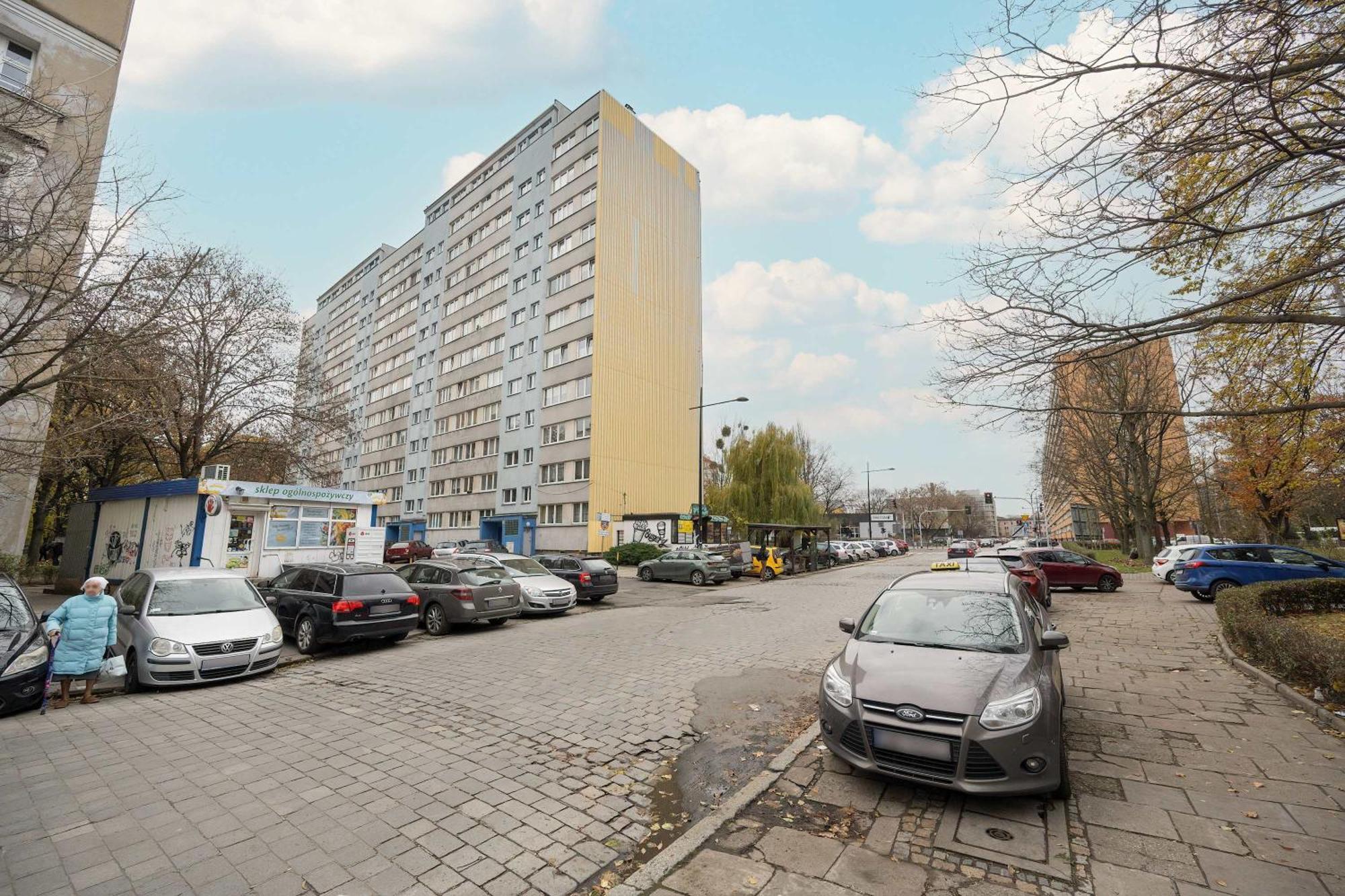 Beautiful For 4 People By Renters Apartment *